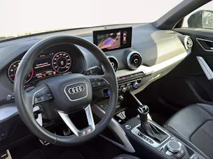 Audi Q2 35 TFSI S line S-tronic