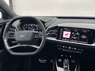Audi Q4 e-tron 45 Edition Swiss Ski quattro