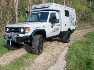 Toyota HZJ79