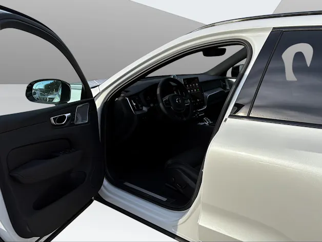 VOLVO XC60 T6 eAWD PluginHybrid Black Edition Geartronic