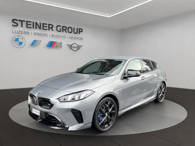 BMW M135i xDrive Steptronic