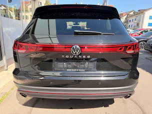 VW Touareg 3.0 TDI 231PS 4MOTION ***INNOVISIONS COCKPIT & ANHÄNGEKUPPLUNG ***