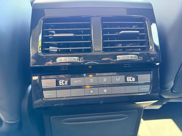VW Touareg 3.0 TDI 231PS 4MOTION ***INNOVISIONS COCKPIT & ANHÄNGEKUPPLUNG ***