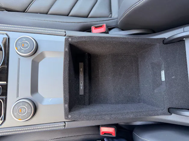 VW Touareg 3.0 TDI 231PS 4MOTION ***INNOVISIONS COCKPIT & ANHÄNGEKUPPLUNG ***