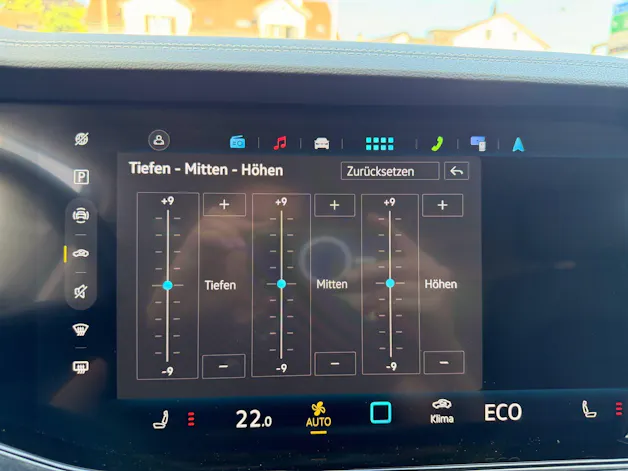 VW Touareg 3.0 TDI 231PS 4MOTION ***INNOVISIONS COCKPIT & ANHÄNGEKUPPLUNG ***