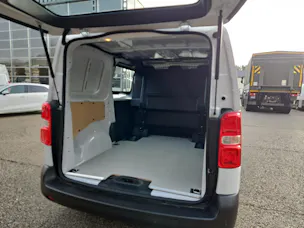 Peugeot Expert 1.5 BlueHDi 120 S&S Vertiefte Kabine Standard