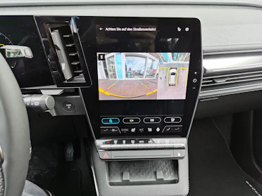 MITSUBISHI ECLIPSE CROSS 8