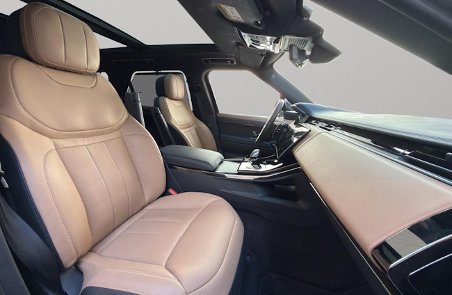 Vehicle image 9 Vehicle image 9