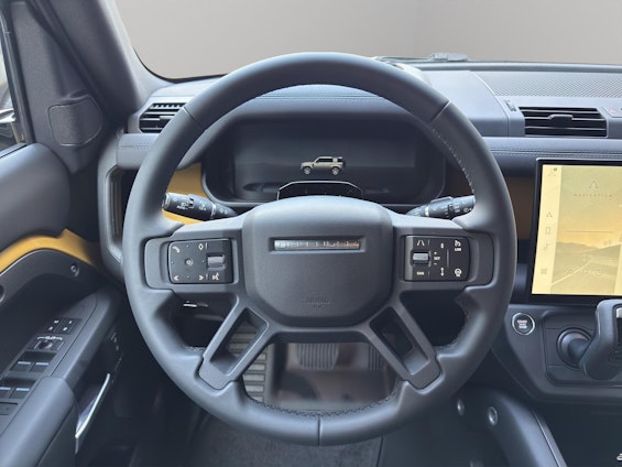 Vehicle image 5 Vehicle image 5