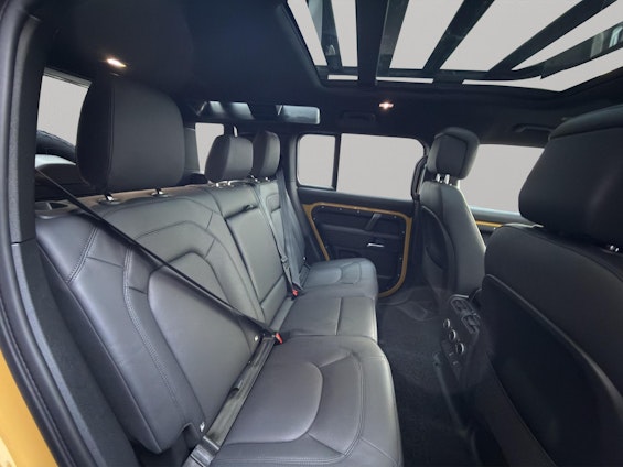 Vehicle image 10 Vehicle image 10