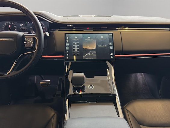 Vehicle image 6 Vehicle image 6