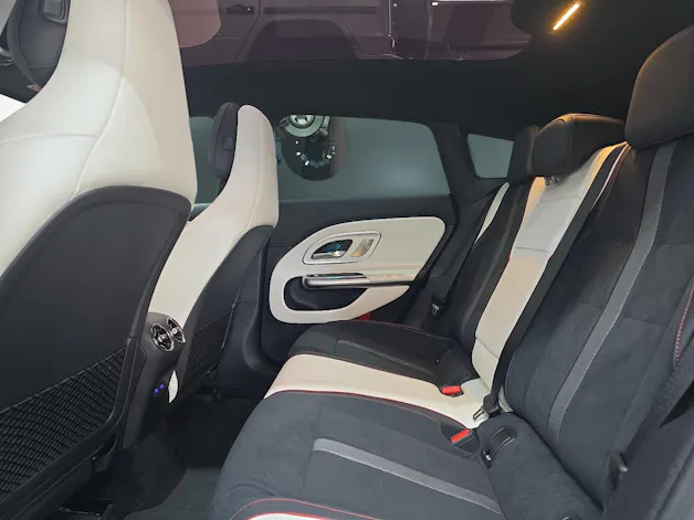 MERCEDES-BENZ CLA 350 4MATIC Shooting Brake EQ