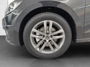 VW Touran 2.0 TDI SCR Highline DSG