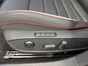 VW Golf VIII 2.0 TSI GTI DSG