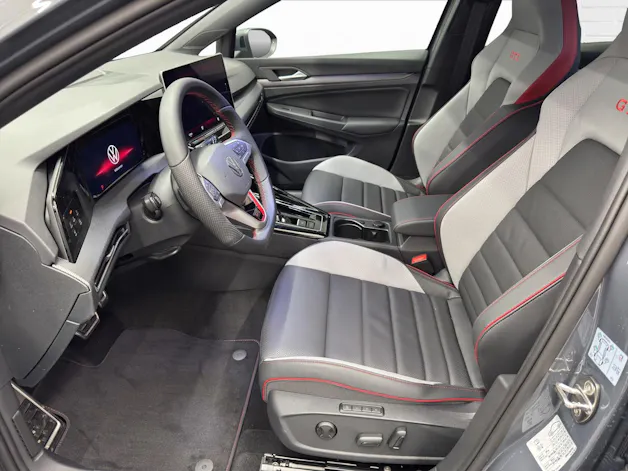 VW Golf VIII 2.0 TSI GTI DSG