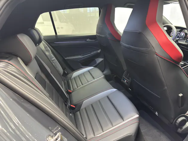 VW Golf VIII 2.0 TSI GTI DSG
