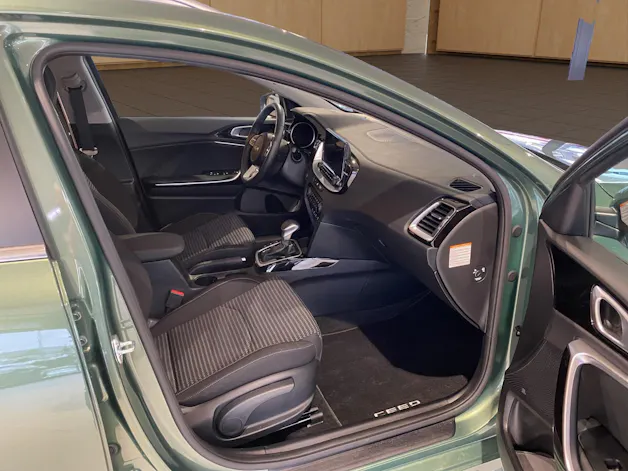 Kia Ceed SW 1.5 T-GDi MHEV Power