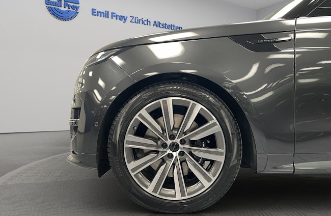 Vehicle image 14 Vehicle image 14