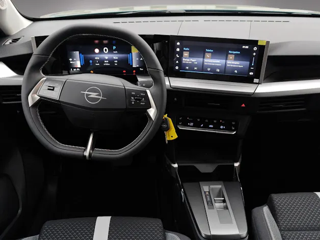 Opel Frontera 1.2 T HEV 145 GS
