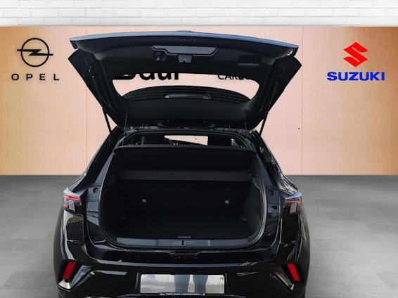 Vehicle image 15 Vehicle image 15