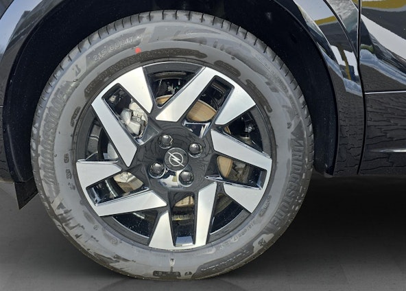 Vehicle image 16 Vehicle image 16