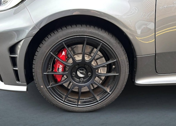 Vehicle image 9 Vehicle image 9