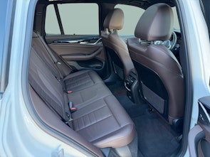 Vehicle image BMW X3 30e xDrive SAG
