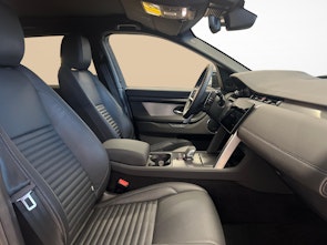 Vehicle image LAND ROVER Discovery Sport 2.0 I4 250 Dynamic SE