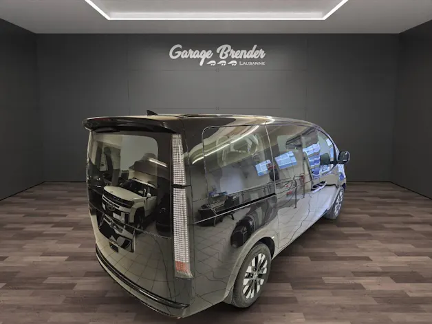 Hyundai Staria Premium 1.6 GDi HEV Vertex