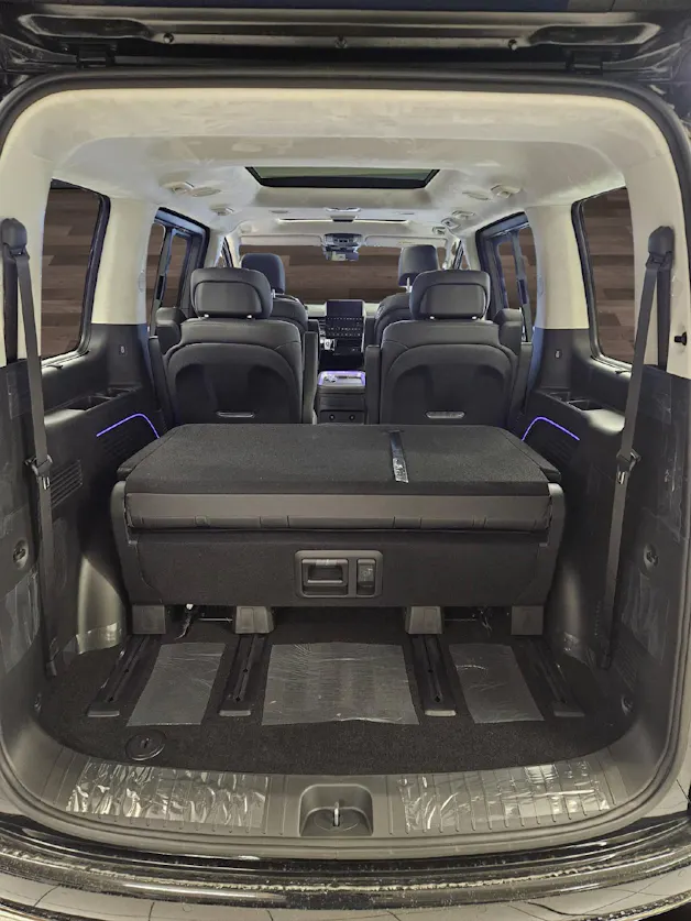 Hyundai Staria Premium 1.6 GDi HEV Vertex