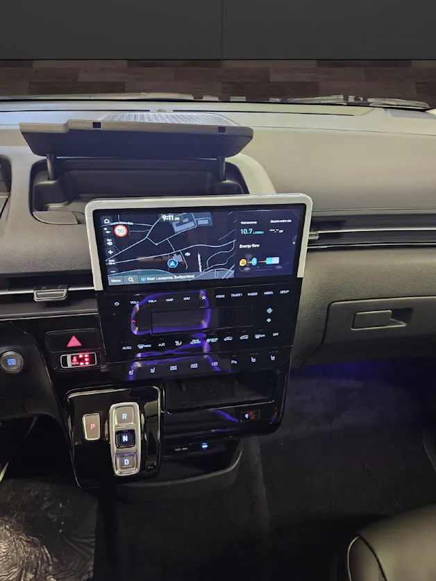 Hyundai Staria Premium 1.6 GDi HEV Vertex