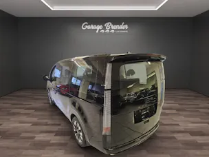 Hyundai Staria Premium 1.6 GDi HEV Vertex
