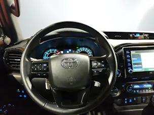 Toyota Hilux Double Cab.-Pick-up 2.8 D-4D 204 Invincible