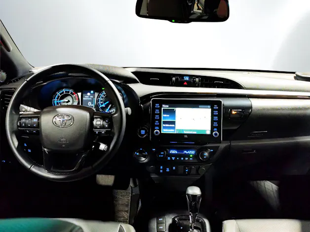 Toyota Hilux Double Cab.-Pick-up 2.8 D-4D 204 Invincible