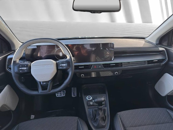 Vehicle image 4 Vehicle image 4