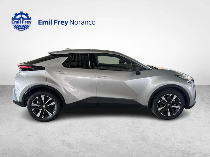 immagine del veicolo TOYOTA C-HR