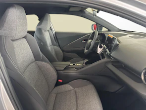 immagine del veicolo TOYOTA C-HR 2.0 HEV Swiss Edition 4x4