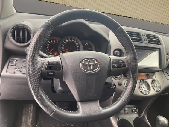 Vehicle image 7 Vehicle image 7