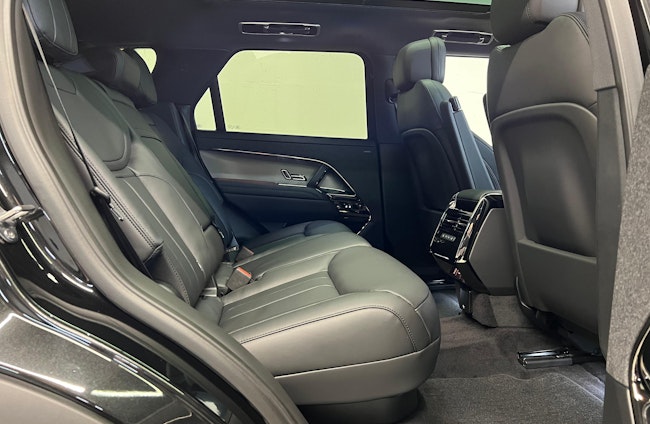 Vehicle image 6 Vehicle image 6