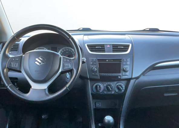 Vehicle image 7 Vehicle image 7