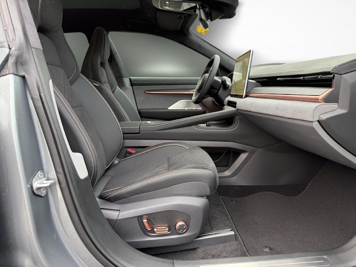 Vehicle image ZEEKR 001