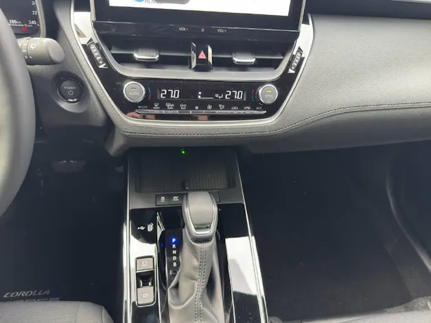 Toyota Corolla Cross 2.0 HSD Trend AWD-i