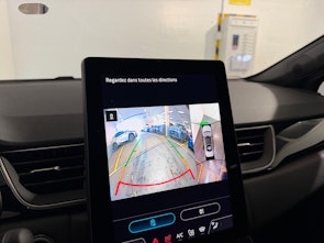 Vehicle image MITSUBISHI NEW Grandis 1.8 HEV Intense