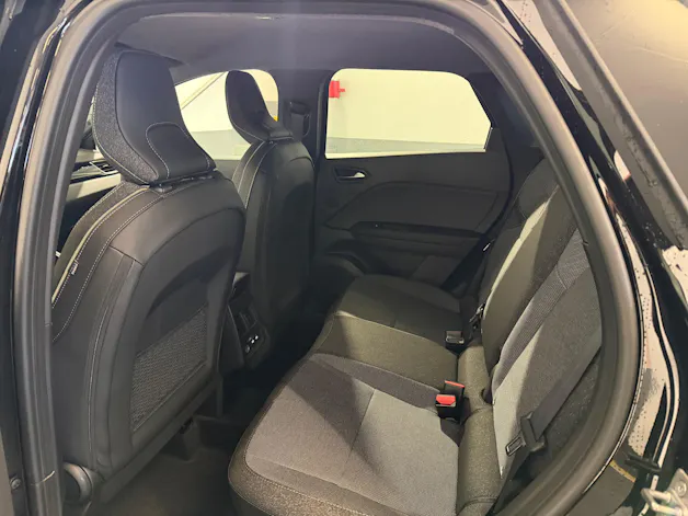Mitsubishi NEW Grandis 1.8 HEV Intense