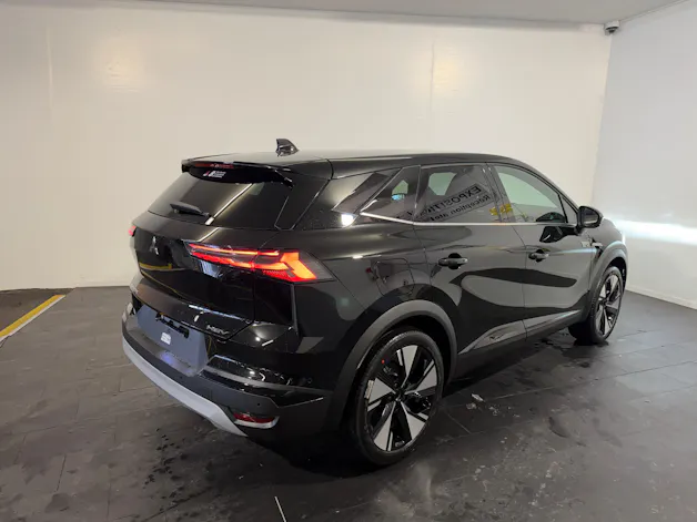 Mitsubishi NEW Grandis 1.8 HEV Intense