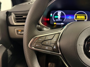 Vehicle image MITSUBISHI NEW Grandis 1.8 HEV Intense