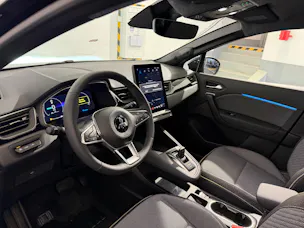 Mitsubishi NEW Grandis 1.8 HEV Intense