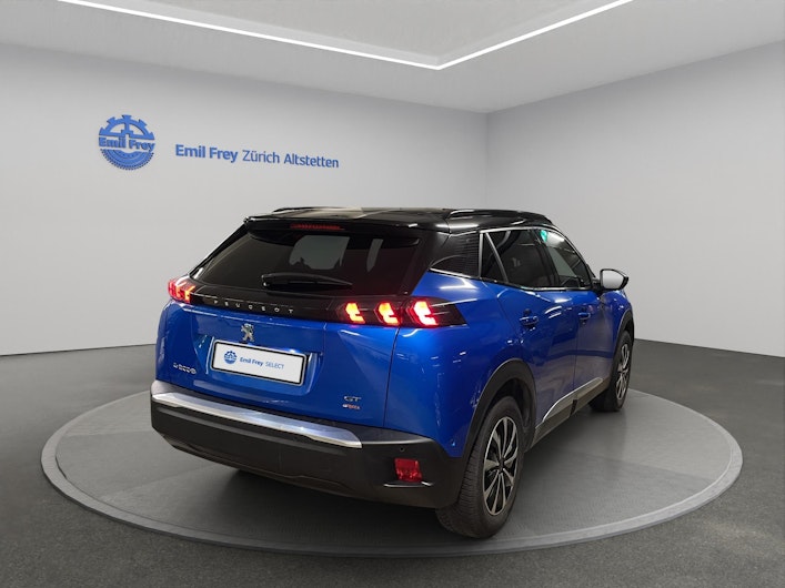 Vehicle image PEUGEOT 2008