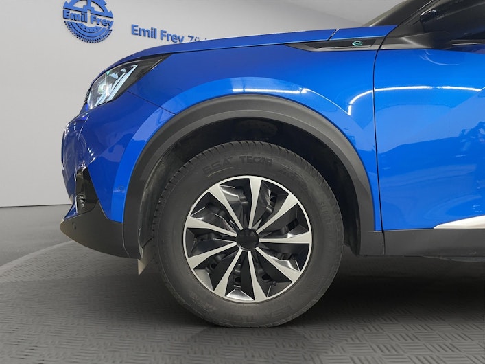 Vehicle image PEUGEOT 2008