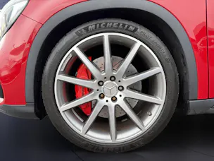 Mercedes-Benz GLA 45 AMG 4m